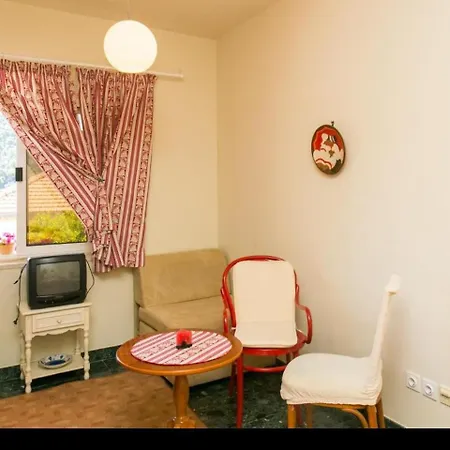Elelu - Two-bedroom With Terrace * ドゥブロブニク